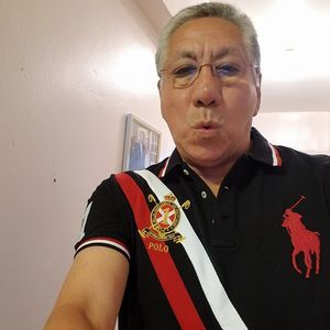 Meet your Posher, Julio